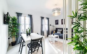 Precioso apartamento con parking en Granada